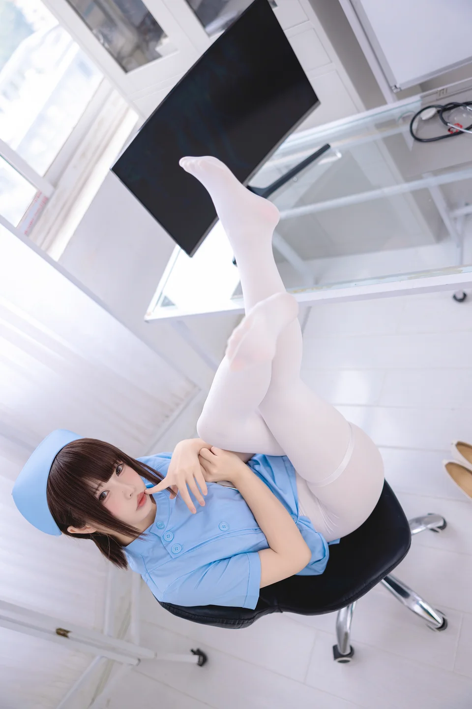 十万珍吱伏特 - 护理实习生 [155P,1V-1.38GB] tg@simisebaisi 【丝足阁】112.webp